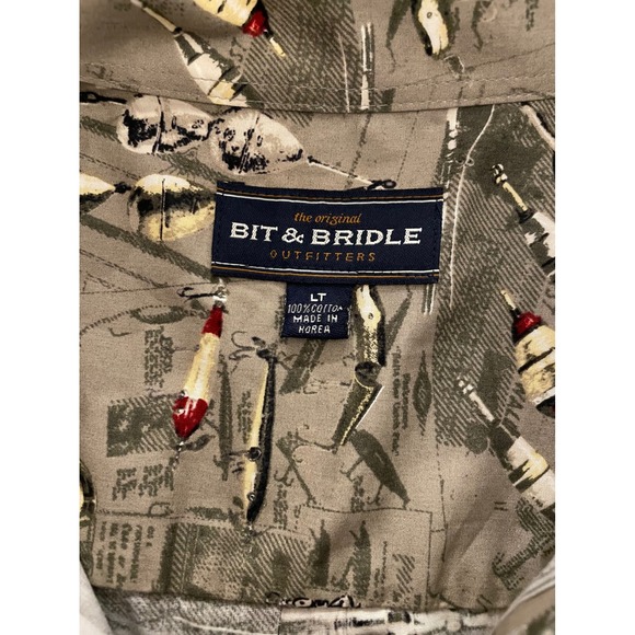 Bit & Bridle Outfitters Fishing Lure Print Button Up Short Sleeve Shirt LT - Picture 1 of 6